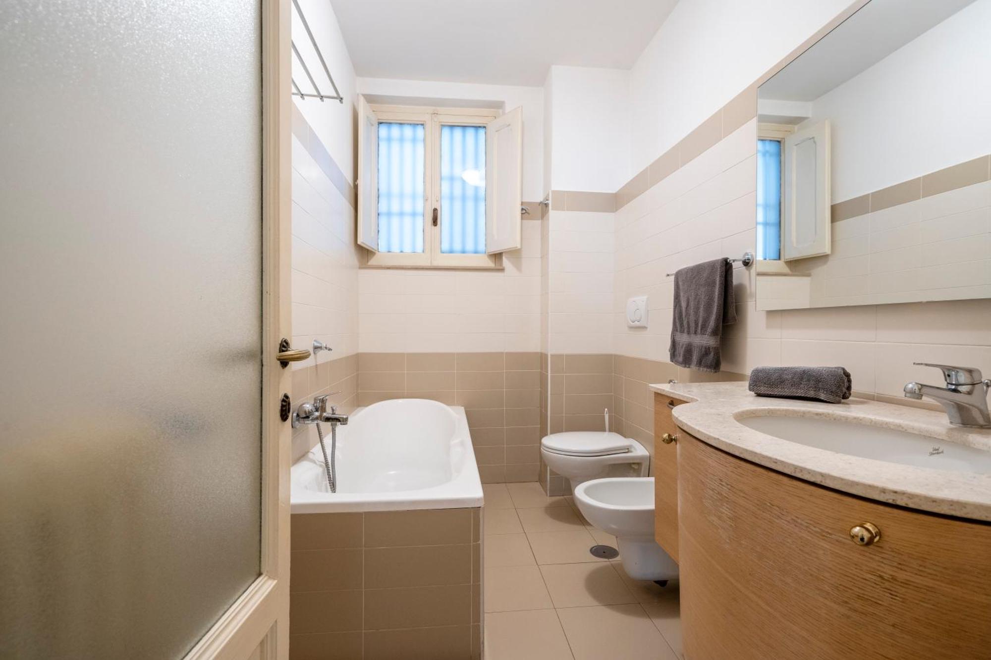 Zaum House, Quartiere Umbertino. 120 Mq Apartment บารี ภายนอก รูปภาพ